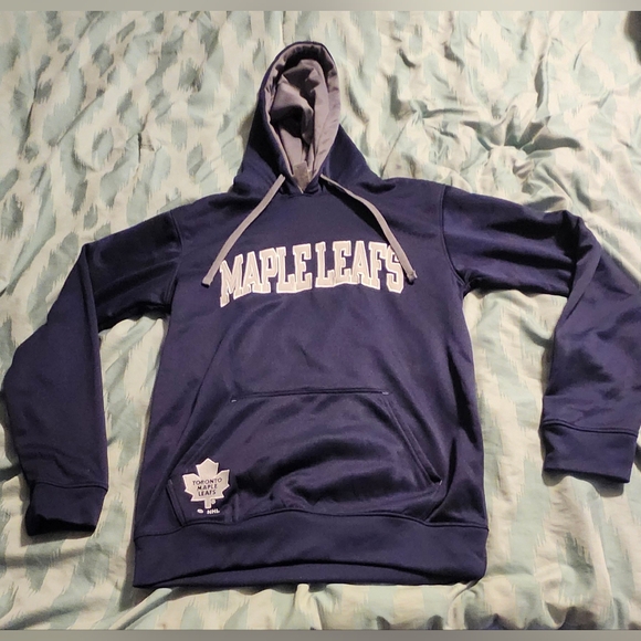 NHL Other - Vintage Y2K Toronto Maple Leaf Men's Blue  Pullover Hoodie Size‎ Small.